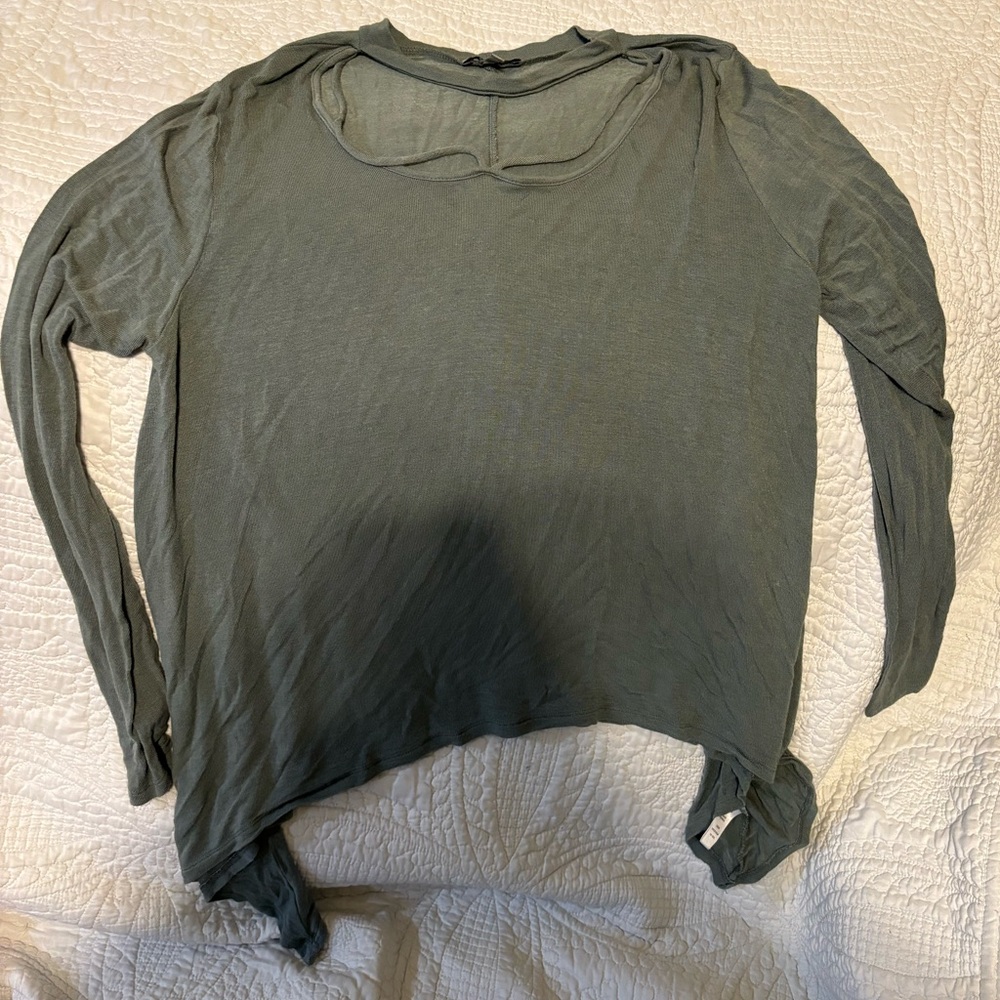Open neck long sleeve top